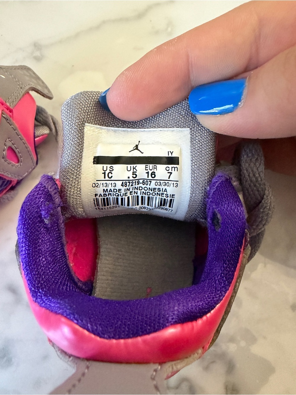 Jordan Toddler Shoes in Pink and Purple - Picture 4 of 4